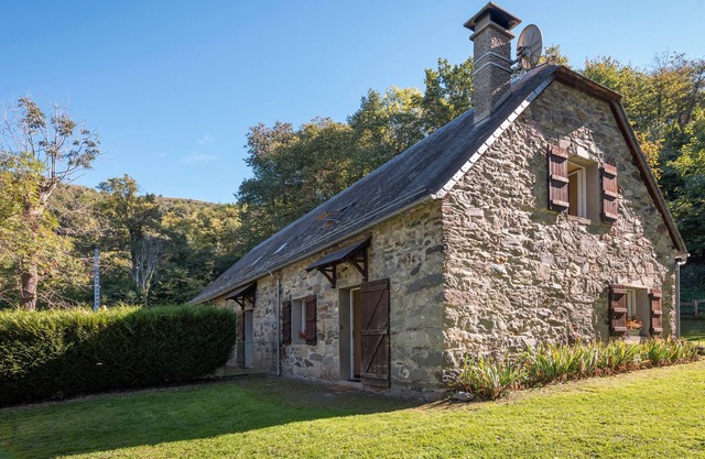 Holiday Home 'Baou' with Mountain View, Private Terrace and Wi-Fi