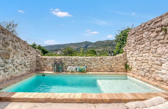 Holiday Home 'Ca la Pasita 28' with Mountain Views and Wi-Fi