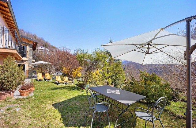 Holiday Home "Casa dei Tigli" with Mountain View, Garden & Wi-Fi