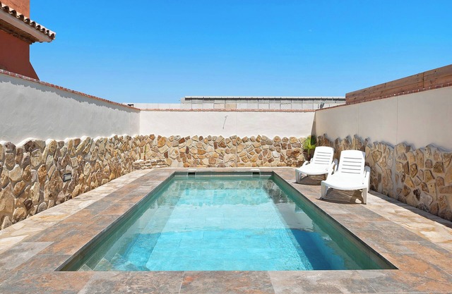 Holiday Home "Casa Juana Madera" with Shared Pool and Air Conditioning