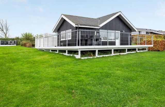 Holiday Home Clarita - 300m to the inlet by Interhome