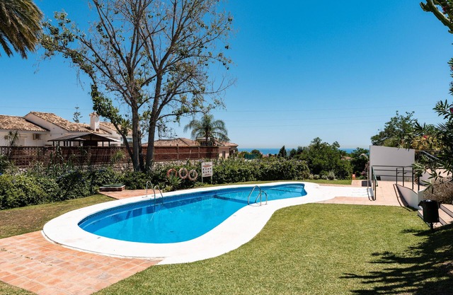 Holiday Home 'Feliz' with Sea View, Wi-Fi and Air Conditioning