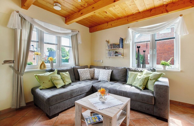 Holiday Home 'Ferienhaus Siegfried' with Shared Terrace, Shared Garden and Wi-Fi