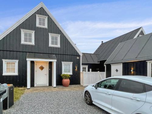 Holiday Home Folke - 900m from the sea in NW Jutland by Interhome