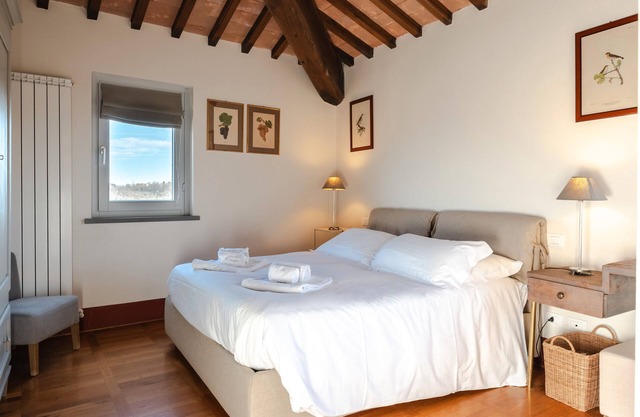 Holiday Home 'Frantoio 6 Luxury' with Shared Pool, Wi-Fi and Air Conditioning