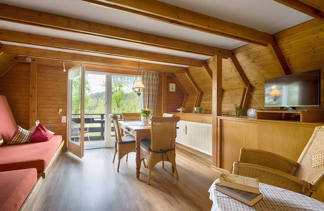 Holiday Home 'Häusle Nr 2' with Shared Garden, Balcony and Wi-Fi