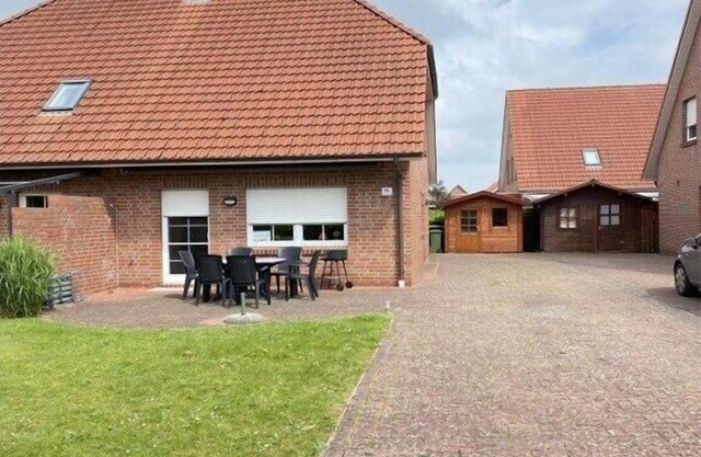 Holiday home in Berum with swimming pool