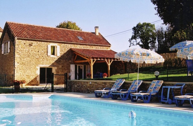 Holiday Home in Saint-Pompont with Pool