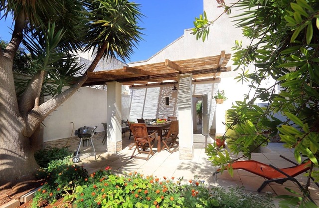 Holiday Home 'Corte Antica 1' with Wi-Fi and Air Conditioning