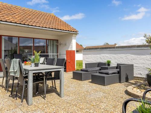 Holiday Home Leny - 900m from the sea by Interhome