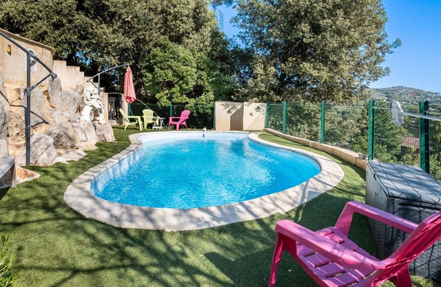 Holiday Home 'Méli Mélo' with Mountain View, Private Pool and Air Conditioning