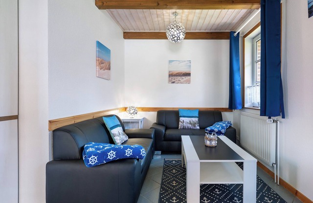 Holiday Home 'Robbe' with Shared Terrace and Wi-Fi