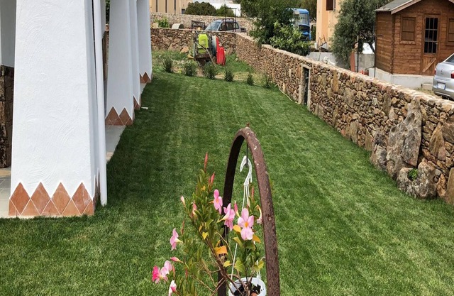 Holiday Home Sadomo De Rosa 2 close to the Beach with Shared Garden