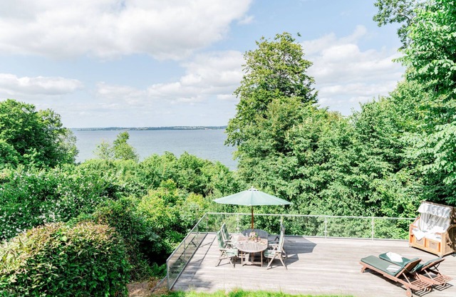Holiday Home 'Seeblick' with Sea View, Private Terrace and Wi-Fi