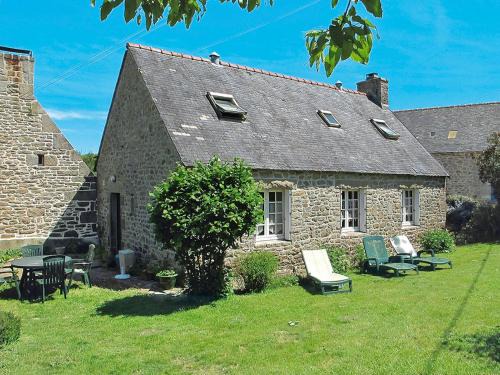 Holiday Home Ty ar Marc'htenn by Interhome