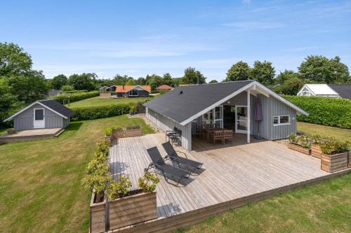 Holiday Home With Sauna, Hot Tub And Sea View