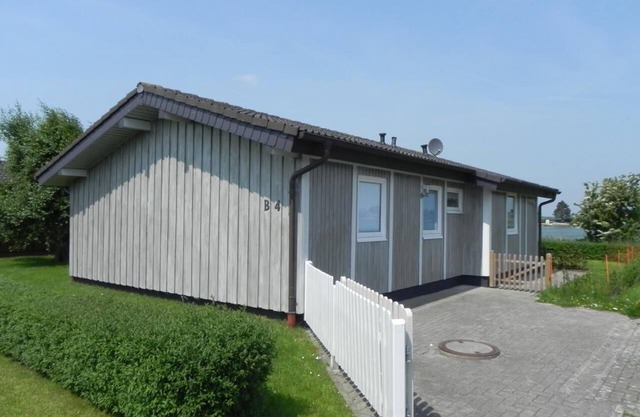 Holiday house Eckwarderhörne for 1 - 5 persons with 2 bedrooms - Holiday home