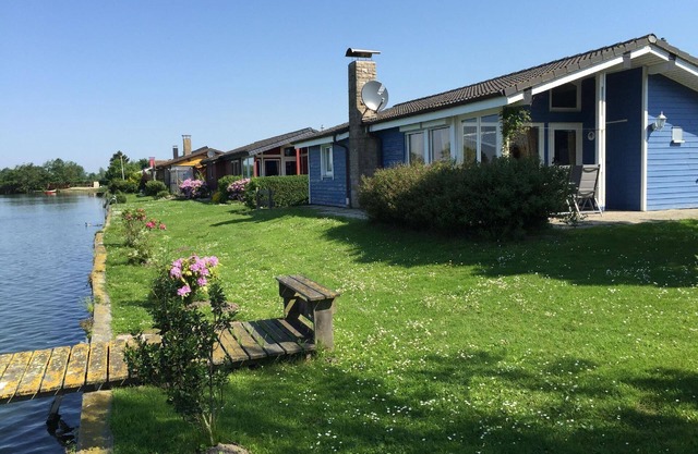 Holiday house Eckwarderhörne for 1 - 5 persons with 2 bedrooms - Holiday home