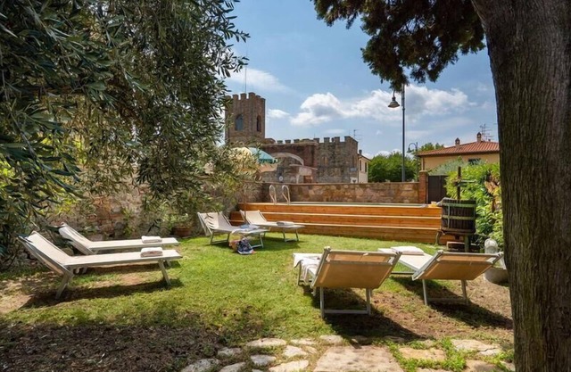 Holiday house Pergine Valdarno for 1 - 6 persons with 3 bedrooms - Holiday home