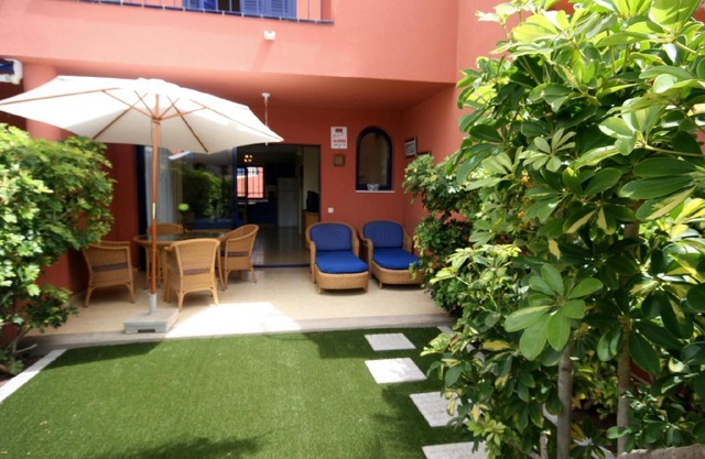 Holiday house Maspalomas for 2 - 5 persons with 2 bedrooms - Row house