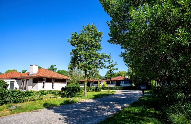 Holiday house Oostrum LB for 1 - 6 persons with 3 bedrooms - Holiday home