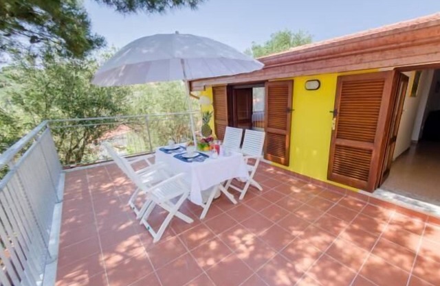 Holiday house Palinuro for 1 - 6 persons with 2 bedrooms - Twin house