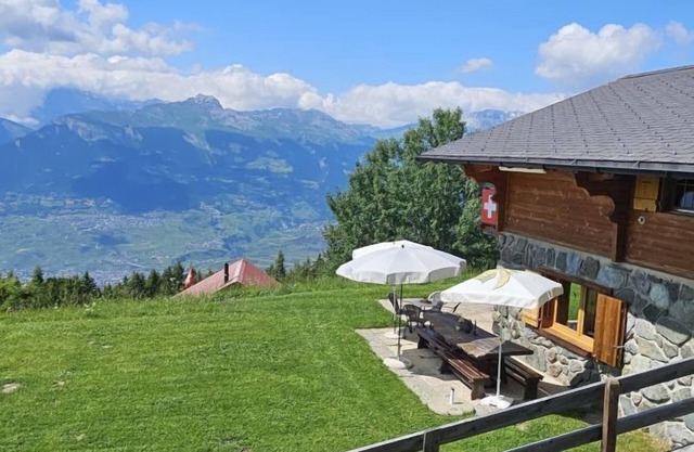 Holiday house Veysonnaz for 1 - 8 persons with 4 bedrooms - Holiday home
