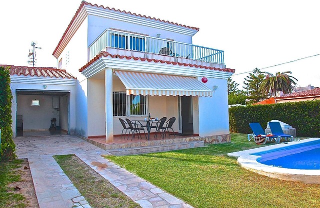 Holiday house Vinaròs for 1 - 6 persons with 3 bedrooms - Holiday house