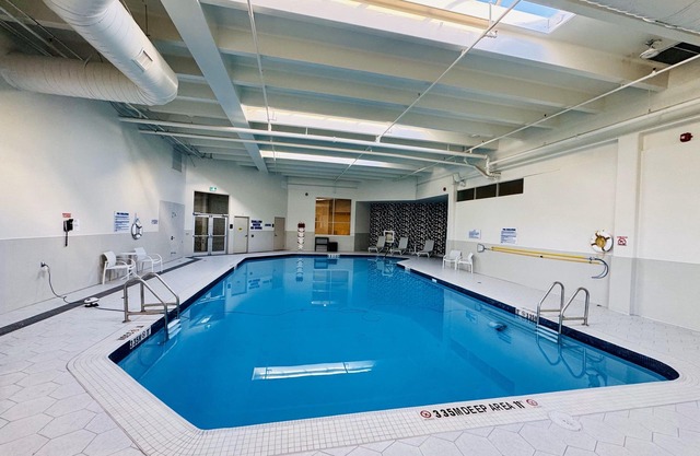 Holiday Inn Burlington Conference Centre by IHG