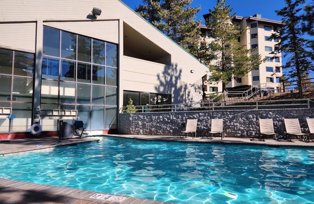 Holiday Inn Club Vacations Tahoe Ridge Resort by IHG Modern 1 Bedroom