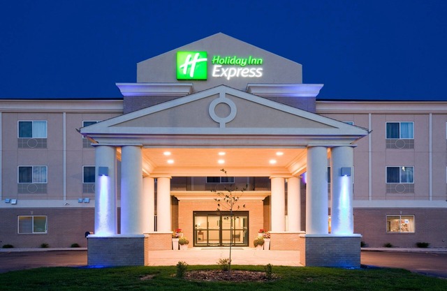 Holiday Inn Express Devils Lake by IHG