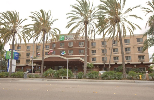 Holiday Inn Express San Diego South - Chula Vista by IHG