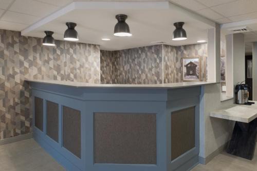 Holiday Inn Express South Burlington - Downtown by IHG