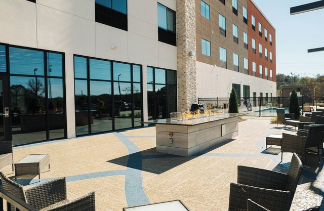 Holiday Inn Express & Suites McCalla - Birmingham West by IHG