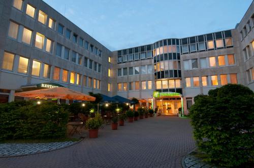 Holiday Inn Frankfurt Airport - Neu-Isenburg by IHG