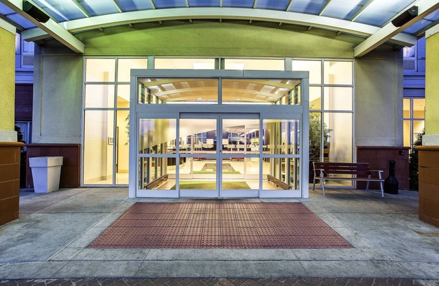Holiday Inn Louisville Airport - Fair/Expo by IHG