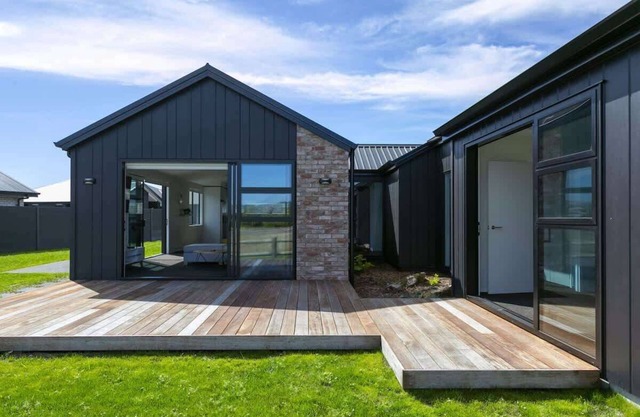 Holiday Pavilion in Taupo