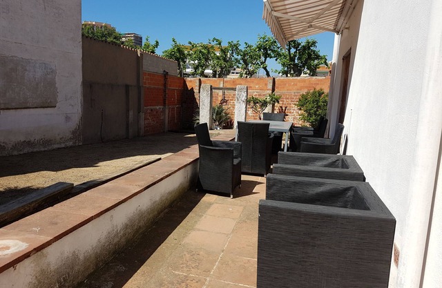 HOLIDAY RENTAL HOUSE WITH GARDEN IN PALAMOS