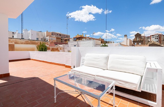 Holidays2Malaga Ancha del Carmen AACC, Lift, WIFI