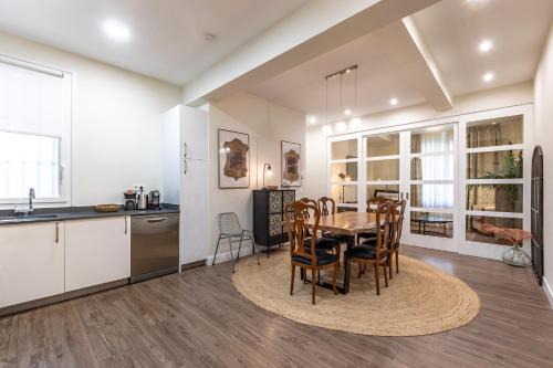 Home-loving apartment Bilbao centre with Parking