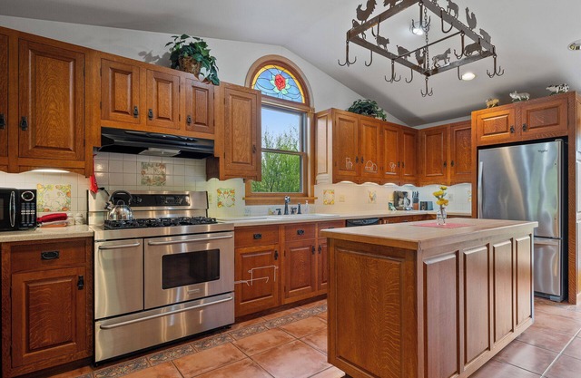 Home on 5 Acres in Ellison Bay- Near The Clearing Folk School!