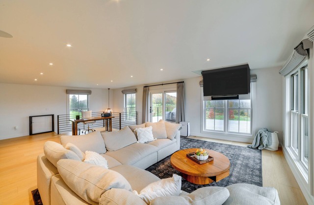 Home on Blueberry Farm w/Views in Franklin!