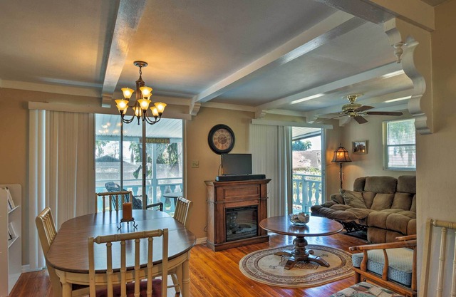 Home w/ Screened Porches, Walk to Lake Rosalie!