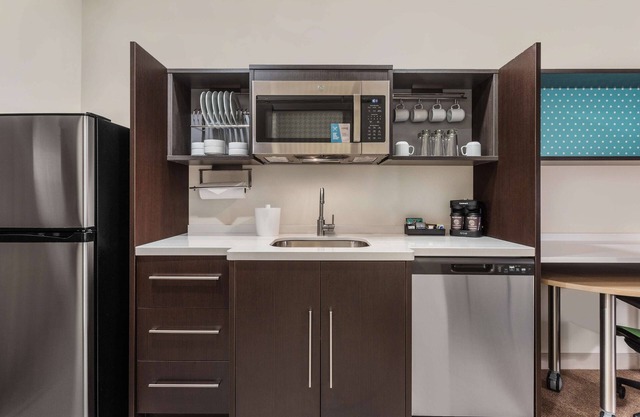 Home2 Suites By Hilton Cedar Rapids Westdale