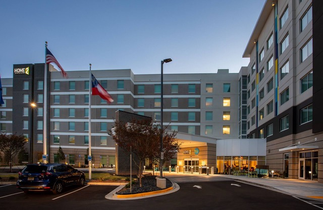 Home2 Suites By Hilton Atlanta Airport College Park