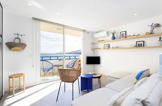 Home2Book Stylish Ocean & Marina View Apt, Terrace