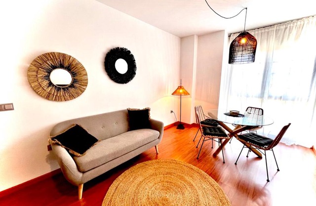 Homely Málaga AV Rosaleda Centro Histórico