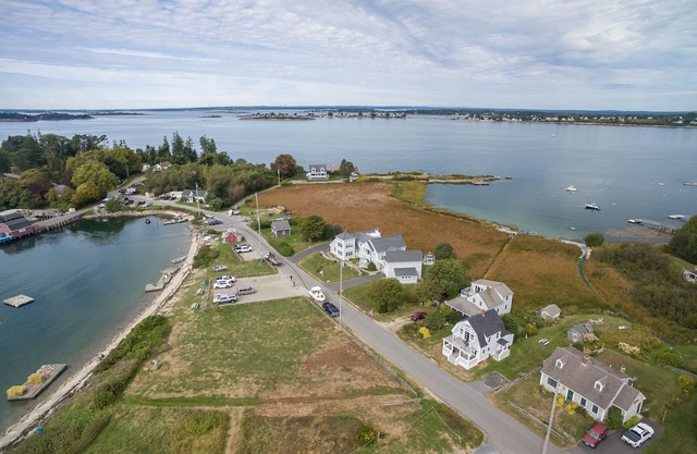 Homeport - Modern oceanfront cottage overlooking quintessential Mackerel Cove