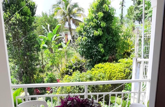Homerez - Appartement 6 km away from the beach for 4 ppl. at Sainte-Marie