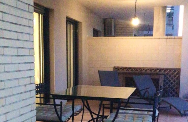 Homerez - Appartement 17 km away from the beach for 6 ppl. with shared pool